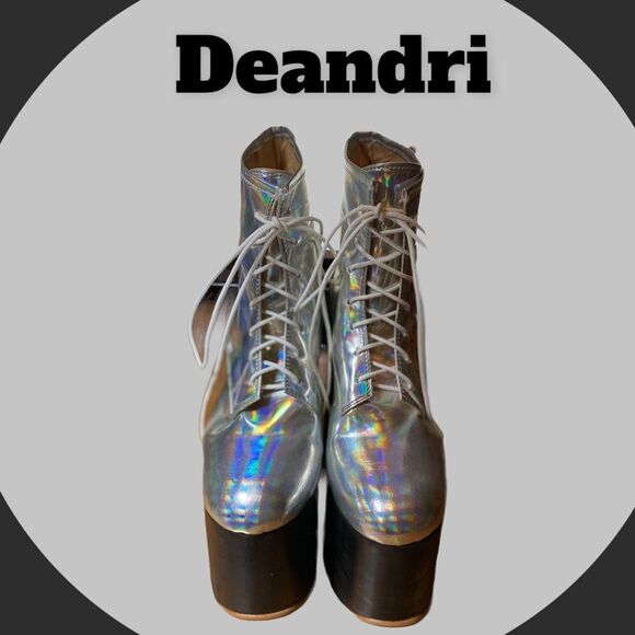 Deandri Holographic Silver Platform Heels 5 - Picture 3 of 7